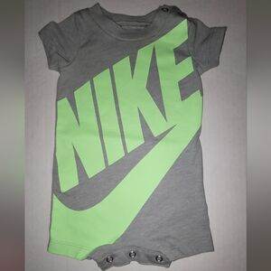 Nike gray one piece newborn green logo & swish snaps